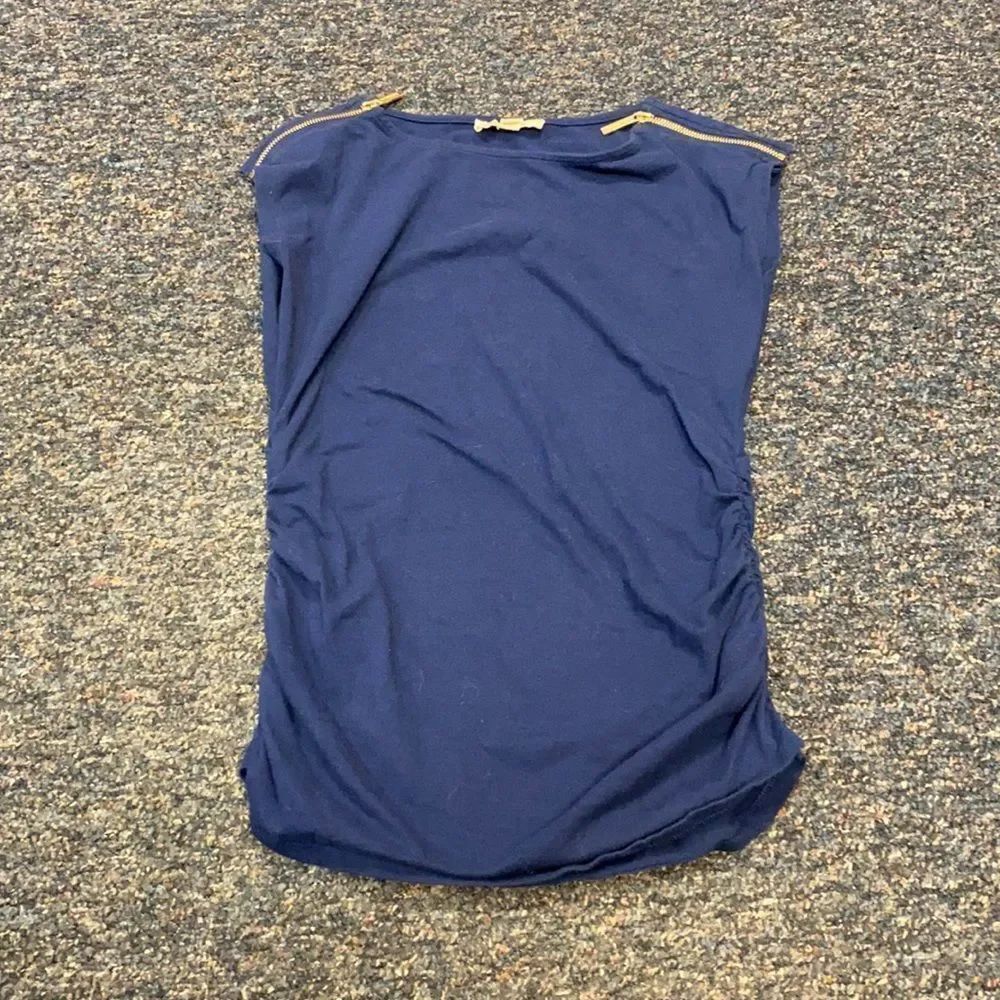 Michael Kors Navy Blue Ruched Top sz. M